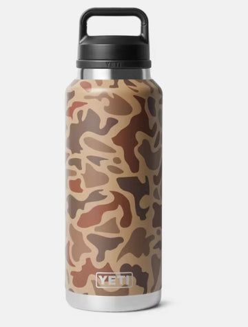 YETI- 46oz Chug Bottle in Wetlands Camo